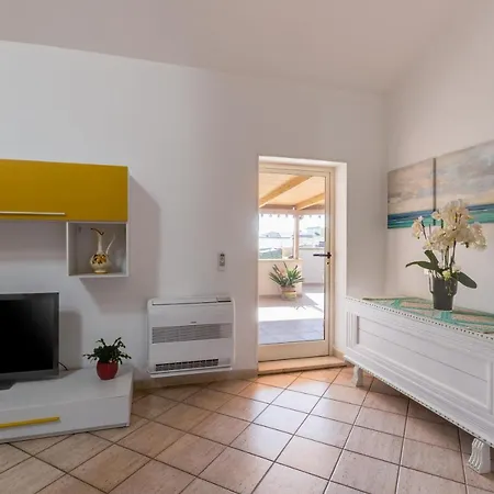 La Casa Delle Zie Daire Càbras